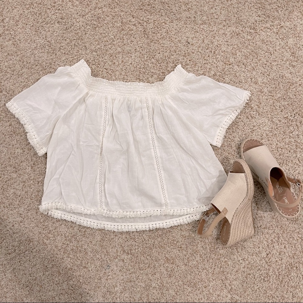 Aerie Off the Shoulder Top ☀️
